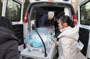 凤冈县妇婴监护型护送
